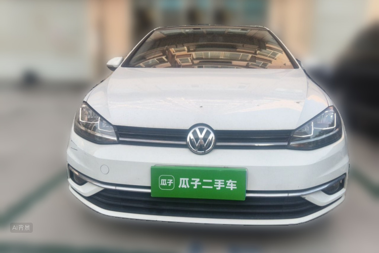 Volkswagen Golf 2020 car image #3