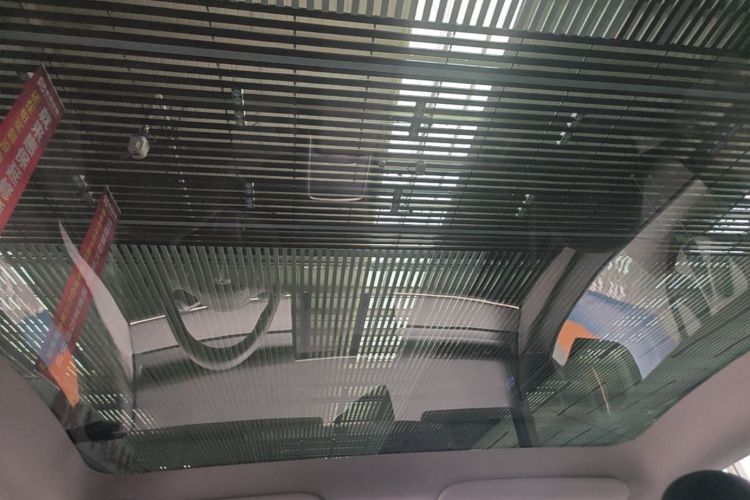 Tesla Model Y 2023 #20 Tesla Model Y 2023 car image #20