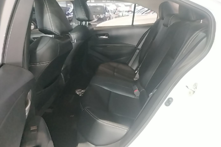 Toyota Corolla 2021 #17 Toyota Corolla 2021 صورة سيارة #17