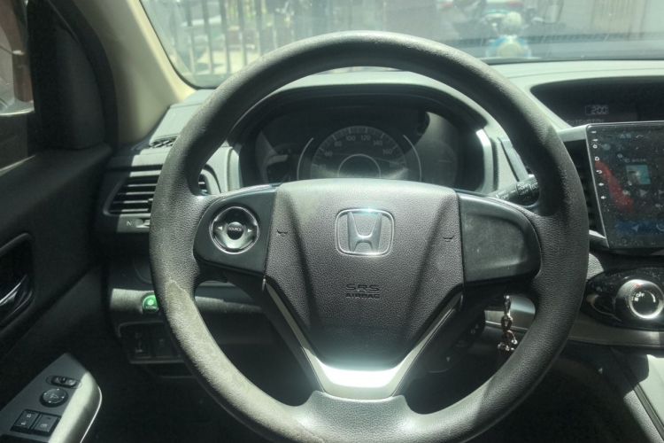Honda CR-V 2016 immagine di auto #12