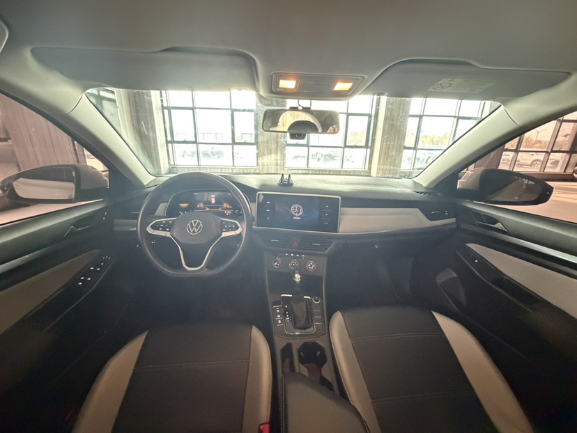 Volkswagen Bora 2023 car image #9