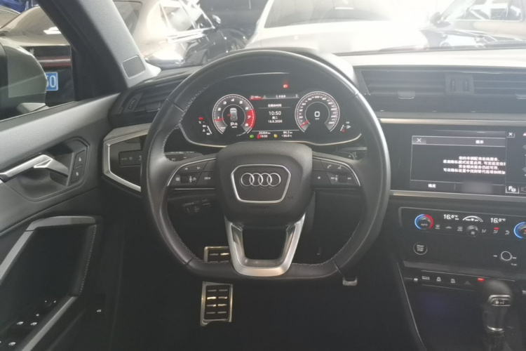 Audi Q3 2025 #11 Audi Q3 2025 immagine di auto #11
