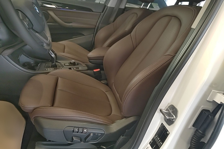 BMW X1 2019 image de voiture #15