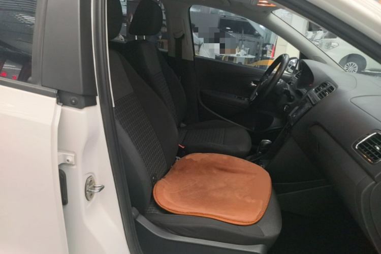 Volkswagen Polo 2017 #24 Volkswagen Polo 2017 car image #24