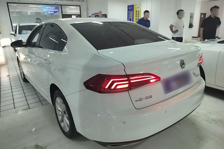 Volkswagen Bora 2020 car image #5