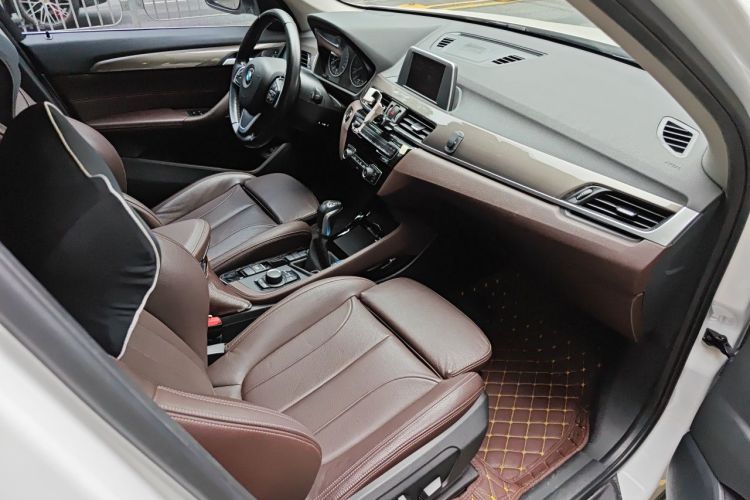 BMW X1 2018 #21 BMW X1 2018 car image #21