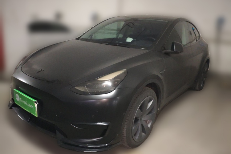 Tesla Model Y 2022 car image #2