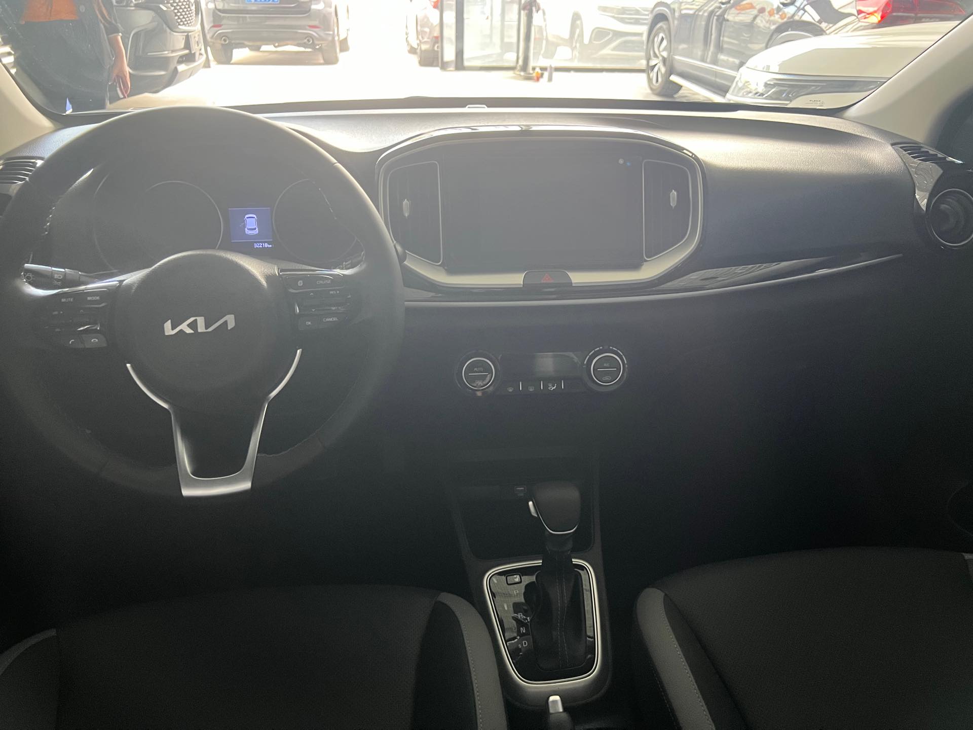 Kia KX1 2022 car image #12