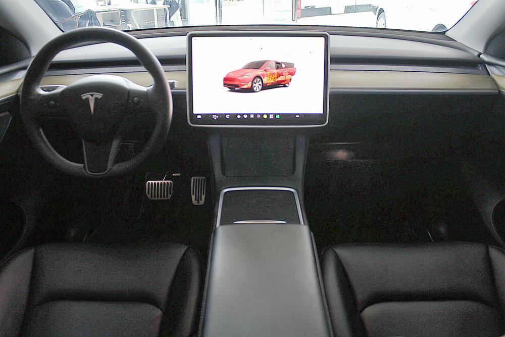 Tesla Model Y 2023 #9 Tesla Model Y 2023 immagine di auto #9