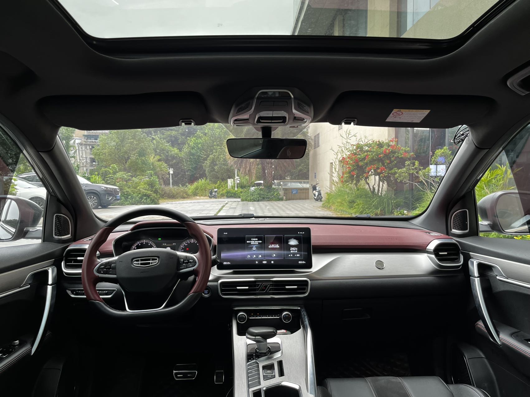 GEELY Coolray 2022 #5 GEELY Coolray 2022 car image #5