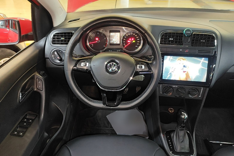 Volkswagen Polo 2016 #11 Volkswagen Polo 2016 car image #11