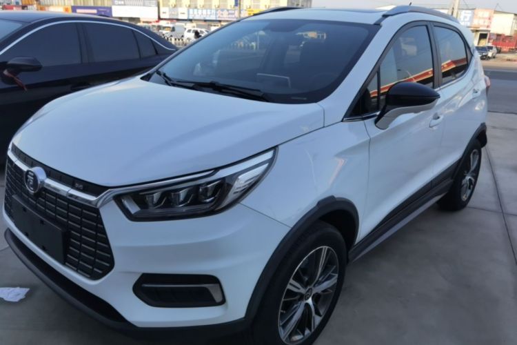 BYD Yuan New Energy 2019 #2 BYD Yuan New Energy 2019 car image #2
