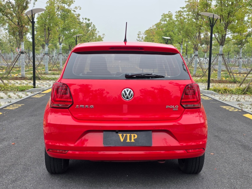 Volkswagen Polo 2017 car image #3