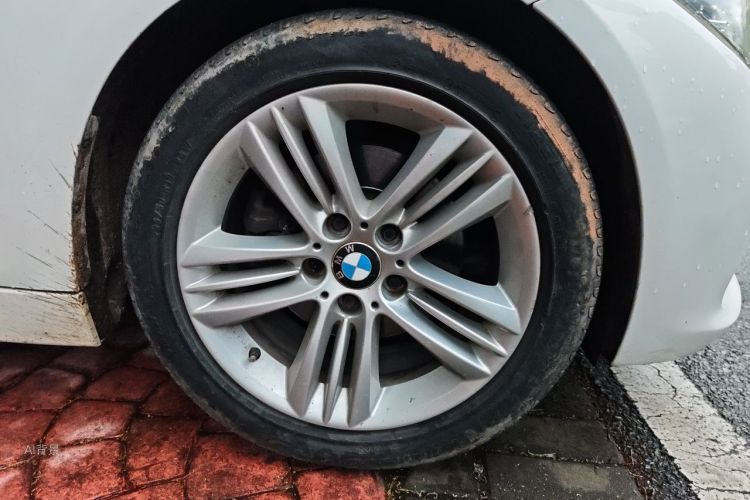 BMW 3 Series 2016 car image #9