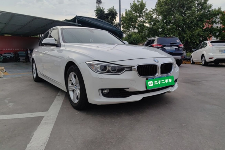 BMW 3 Series 2015 #4 BMW 3 Series 2015 car image #4