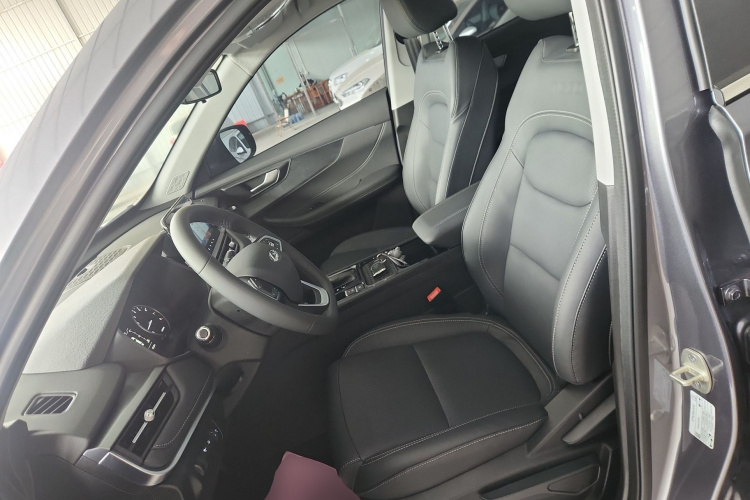 Chery Tiggo 5x 2025 #15 Chery Tiggo 5x 2025 car image #15