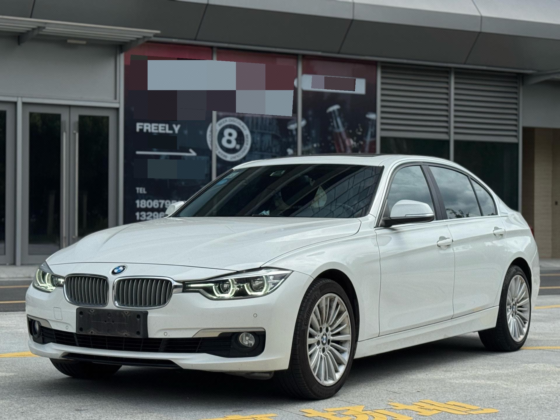 BMW 3 Series 2018 car image 
