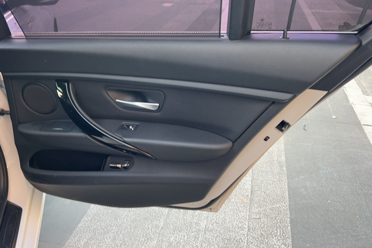 BMW 3 Series 2017 #28 BMW 3 Series 2017 immagine di auto #28