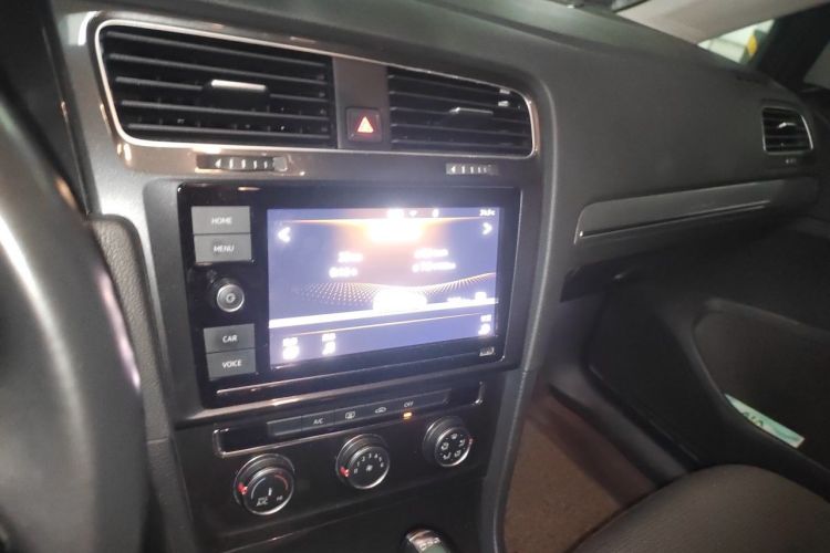 Volkswagen Golf 2019 #13 Volkswagen Golf 2019 car image #13