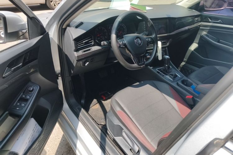 Volkswagen Bora 2019 car image #12