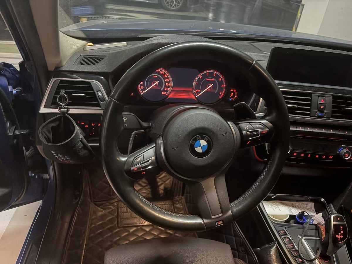 BMW 3 Series 2019 car image #4