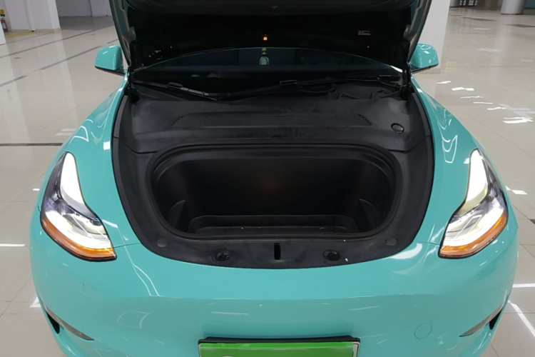 Tesla Model Y 2022 car image #20