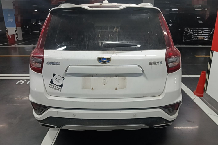 GEELY Vision X6 2018 immagine di auto #6