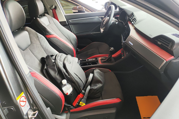 Audi Q3 2021 #25 Audi Q3 2021 car image #25