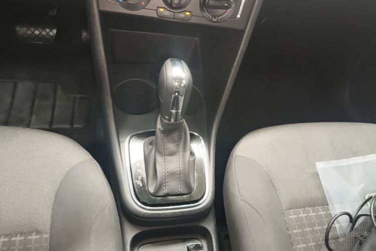 Volkswagen Polo 2018 #14 Volkswagen Polo 2018 car image #14