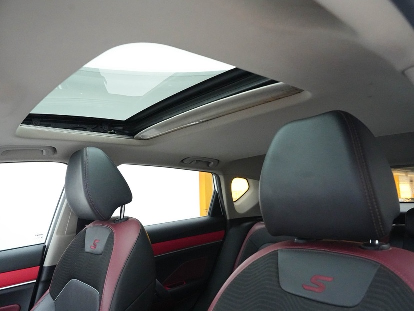GEELY Coolray 2022 car image #6