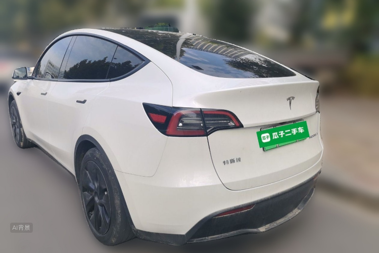 Tesla Model Y 2024 #5 Tesla Model Y 2024 immagine di auto #5
