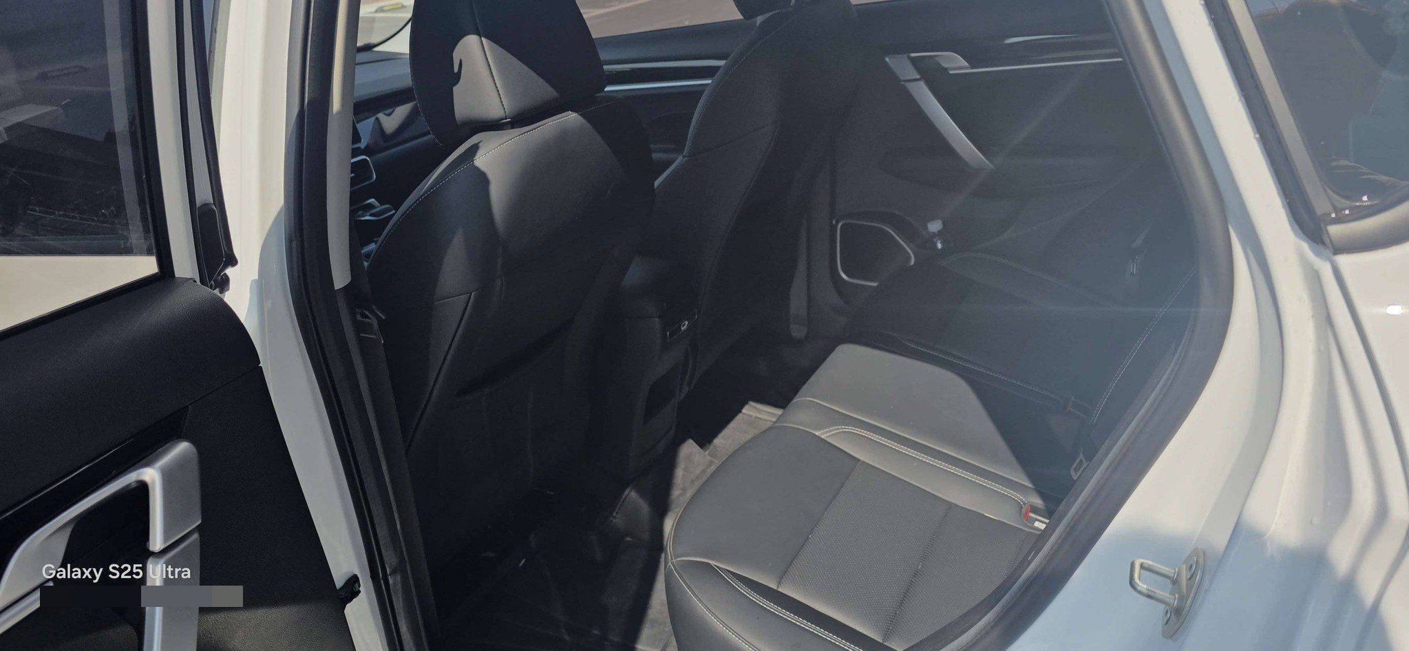 GEELY Coolray 2025 #4 GEELY Coolray 2025 car image #4