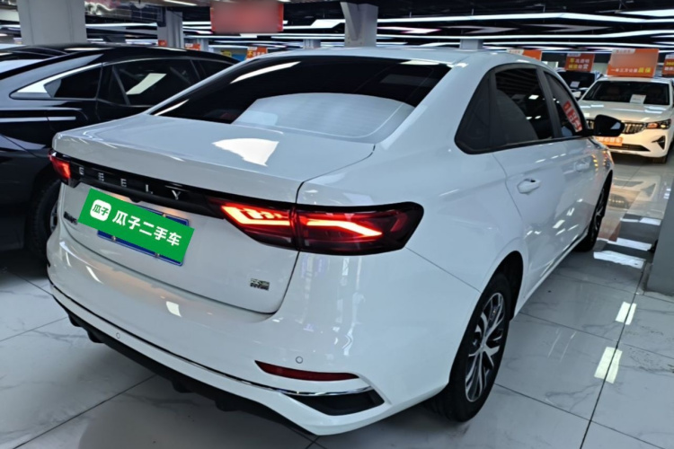 GEELY Emgrand 2022 car image #7