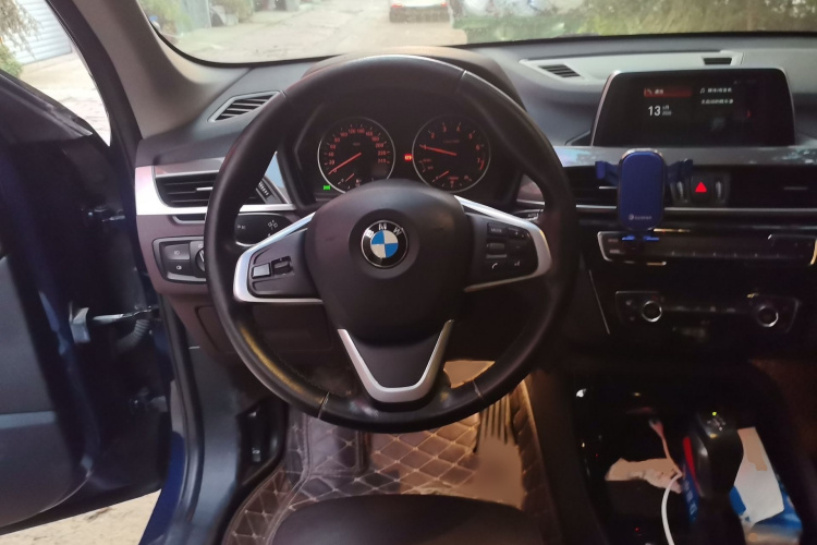 BMW X1 2018 #15 BMW X1 2018 car image #15