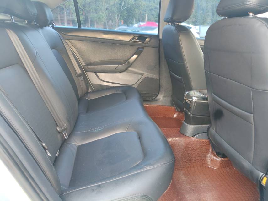 Volkswagen Santana 2016 car image #8