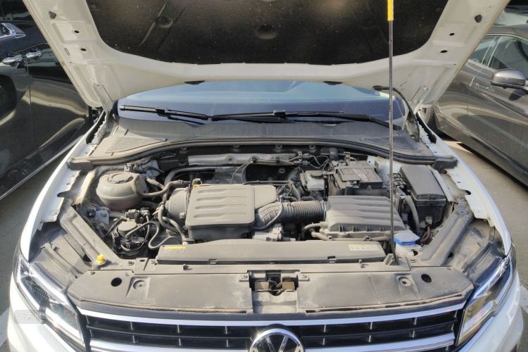 Volkswagen Bora 2022 car image #22