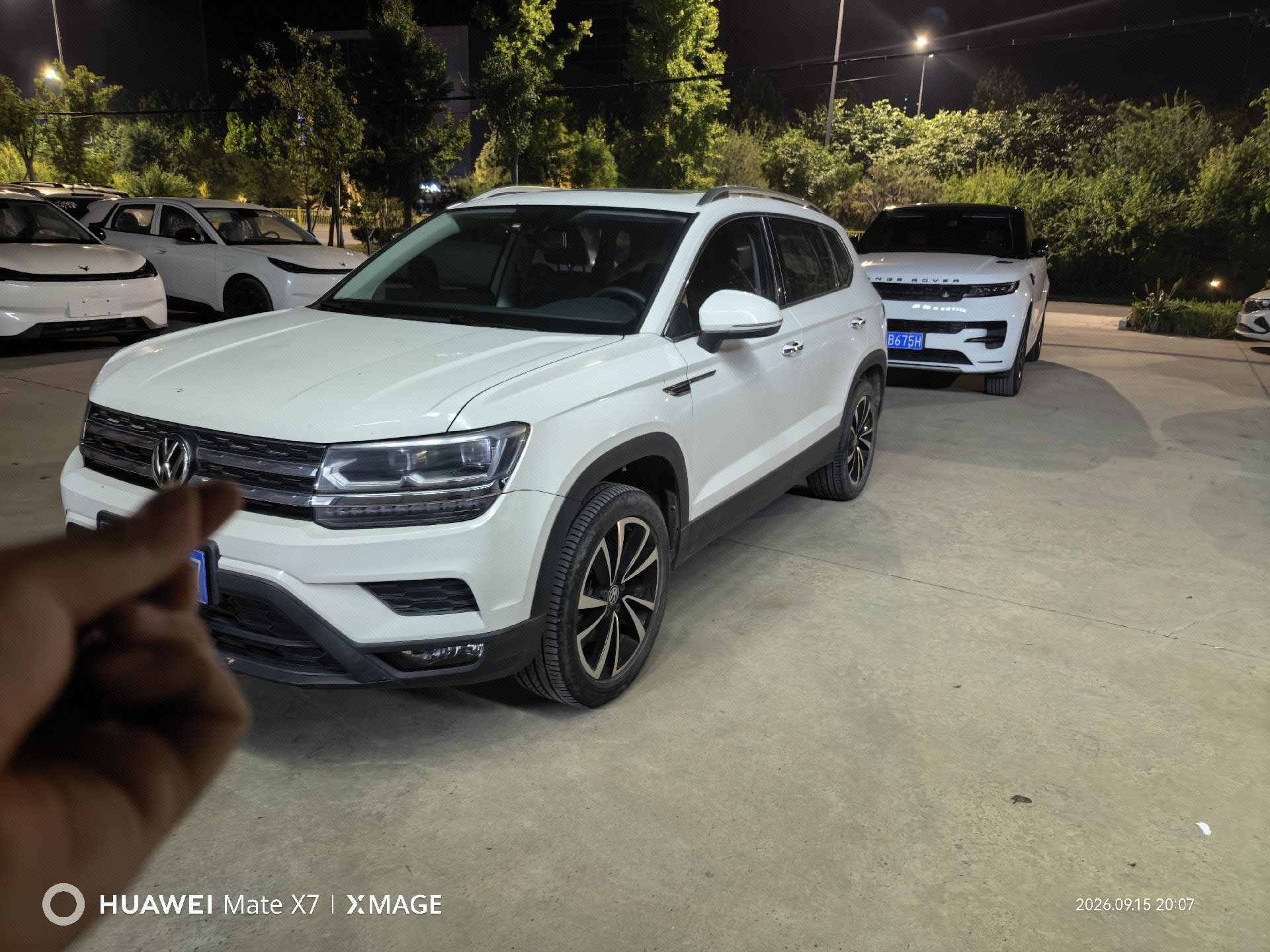 2020 2020 car image