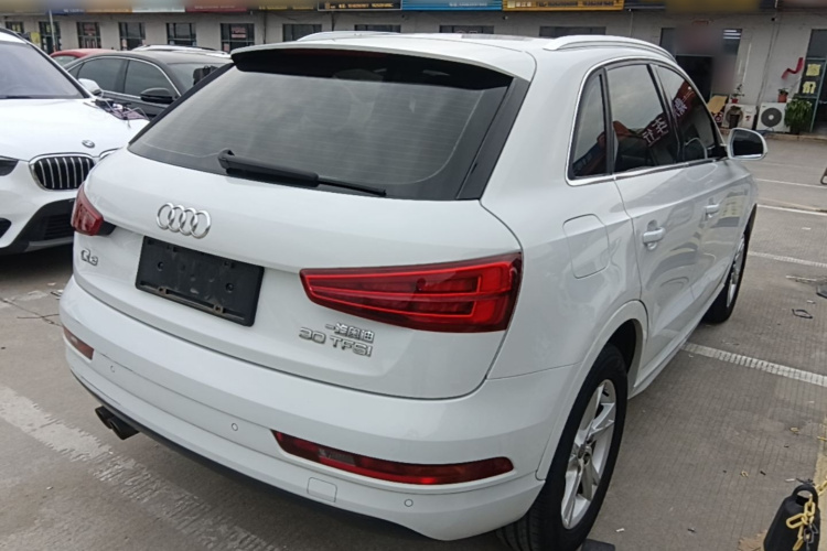 Audi Q3 2017 #7 Audi Q3 2017 car image #7