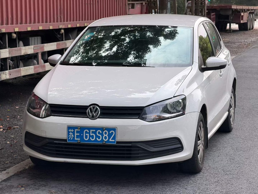 Volkswagen Polo 2017 Volkswagen Polo 2017 car image