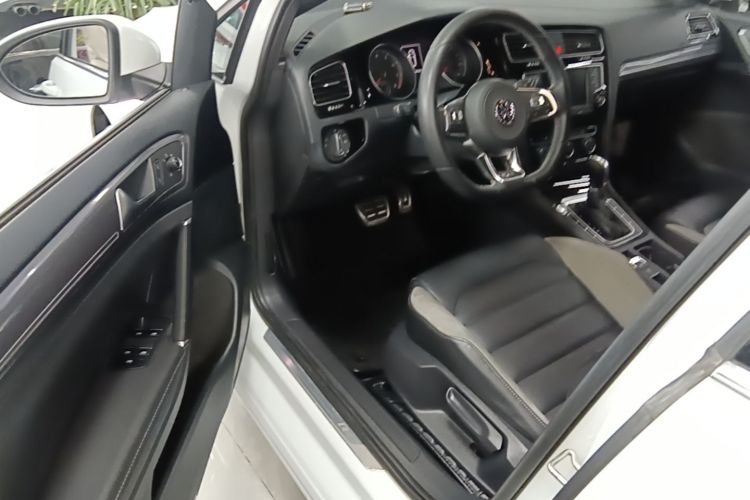 Volkswagen Golf 2017 #16 Volkswagen Golf 2017 car image #16