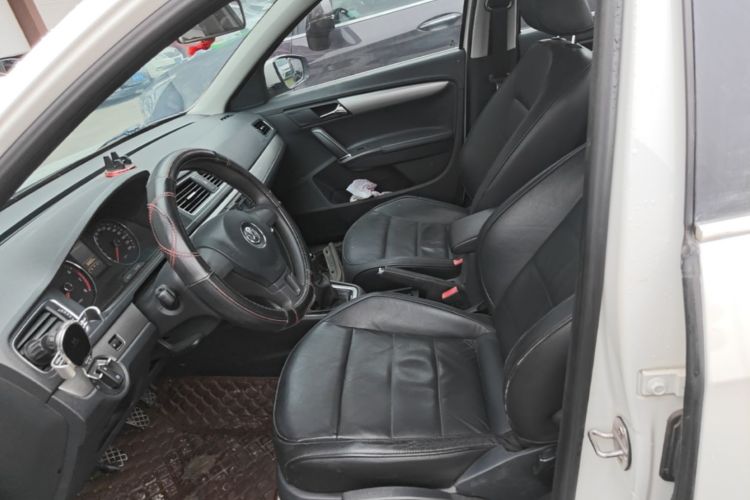 Volkswagen Lavida 2016 car image #15