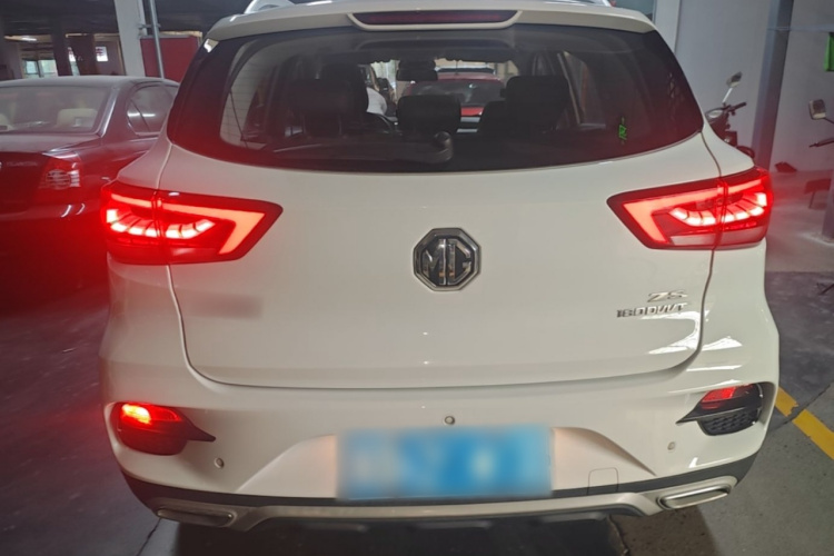 MG ZS 2023 car image #6