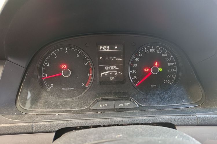 Volkswagen Lavida 2015 car image #14