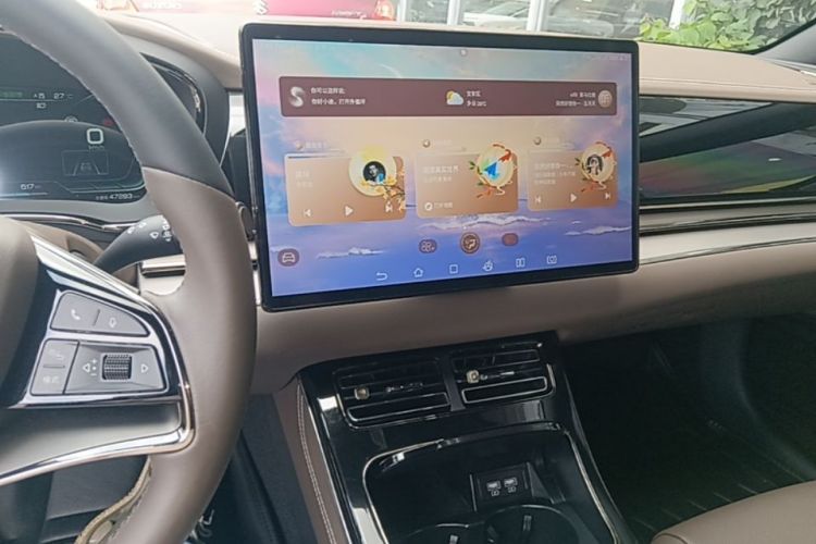 BYD Han 2021 car image #13