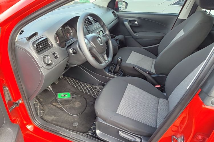 Volkswagen Polo 2016 #16 Volkswagen Polo 2016 car image #16