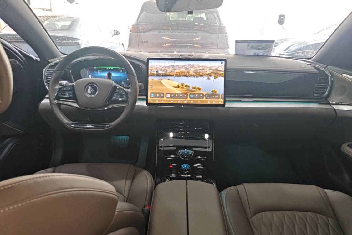 BYD Han 2024 #15 BYD Han 2024 изображение автомобиля #15