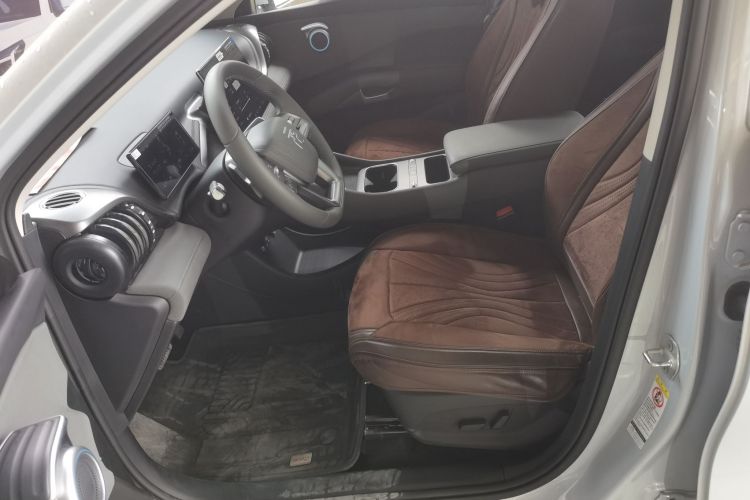 BYD Yuan Plus 2025 صورة سيارة #19