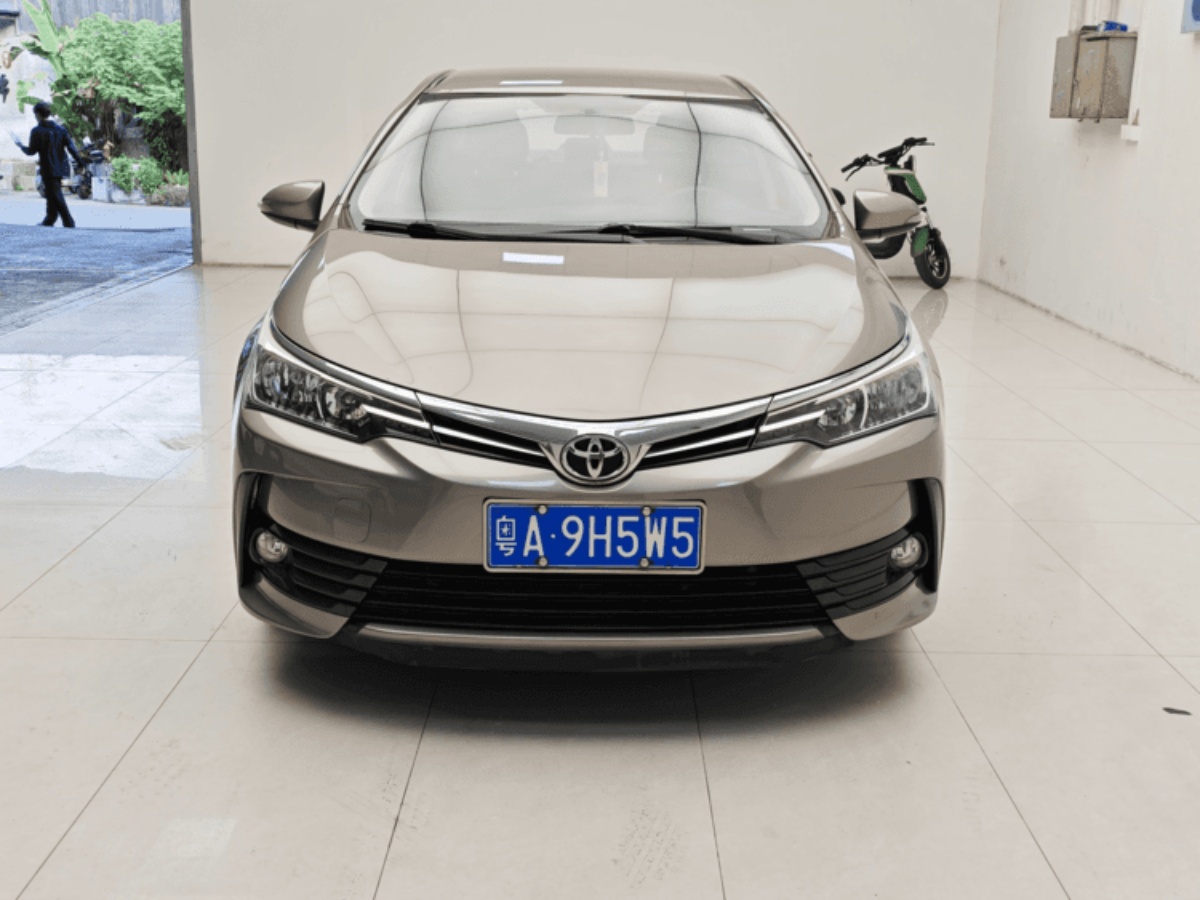 Toyota Corolla 2017 Toyota Corolla 2017 صورة سيارة