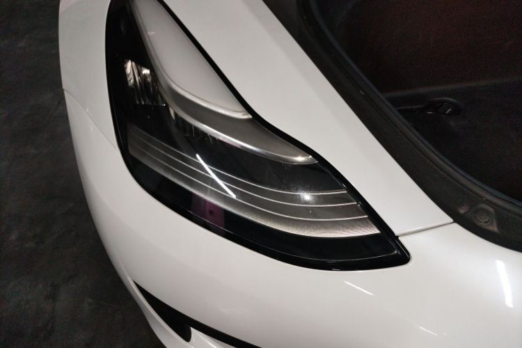 Tesla Model 3 2020 #8 Tesla Model 3 2020 صورة سيارة #8