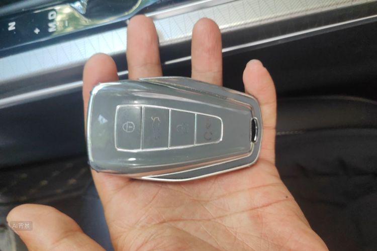 GEELY Emgrand 2024 car image #10